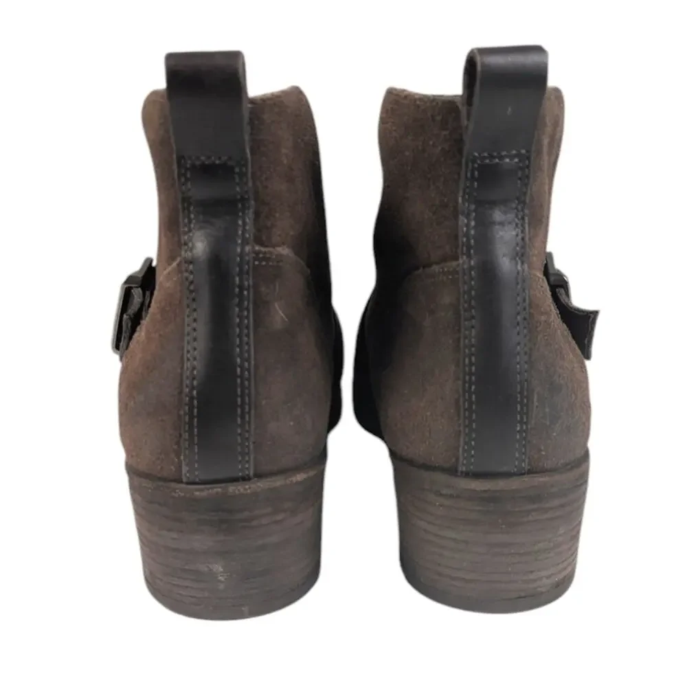 UGG Wright Belted Ankle Boots  Size 10 EUC $165   S3267